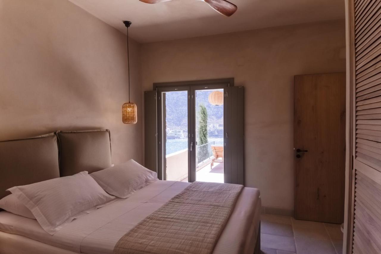 Petra Boutique Villas Arginonda Esterno foto