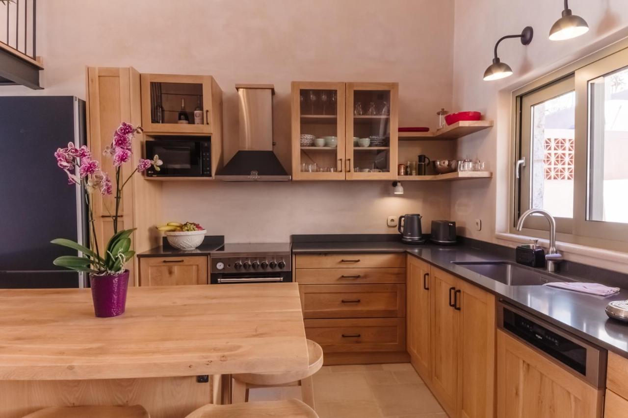 Petra Boutique Villas Arginonda Esterno foto