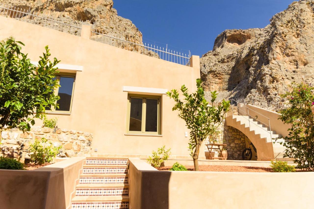 Petra Boutique Villas Arginonda Esterno foto